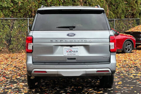 2024 Ford Expedition MAX XLT