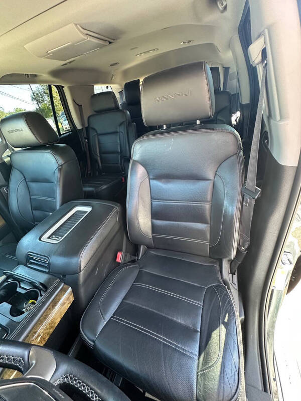 2017 GMC Yukon Denali