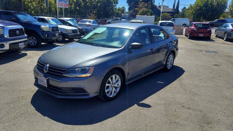 2015 Volkswagen Jetta SE's photo