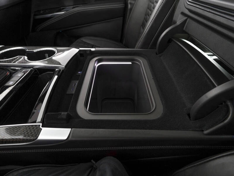 2026 Cadillac Escalade-V ESV