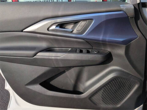 2026 Chevrolet Equinox EV LT 2