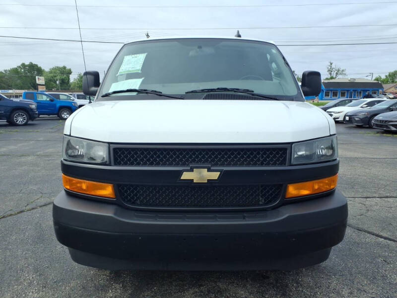2023 Chevrolet Express 2500
