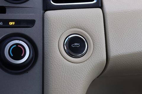 2015 Ford Taurus