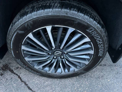 2025 Nissan Armada Platinum Reserve