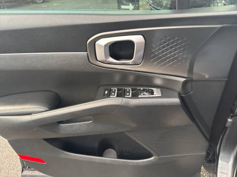 2023 Kia Sorento Hybrid EX