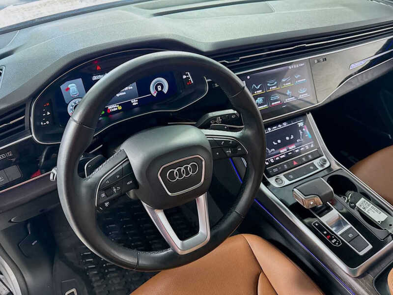 2022 Audi Q8 quattro Premium Plus 55 TFSI