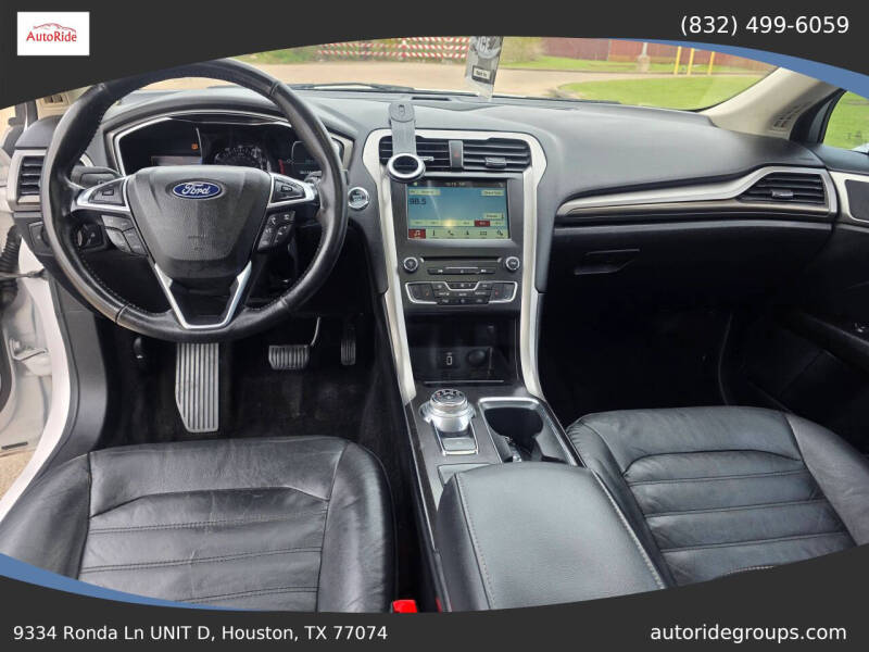 2018 Ford Fusion SE