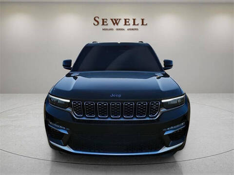 2023 Jeep Grand Cherokee Summit