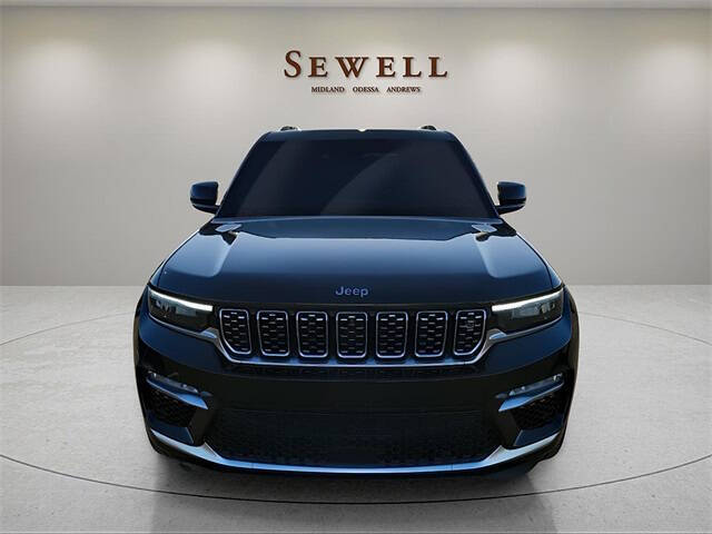 2023 Jeep Grand Cherokee Summit