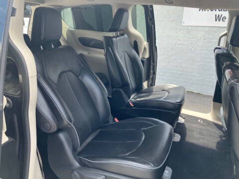 2018 Chrysler Pacifica Hybrid Limited