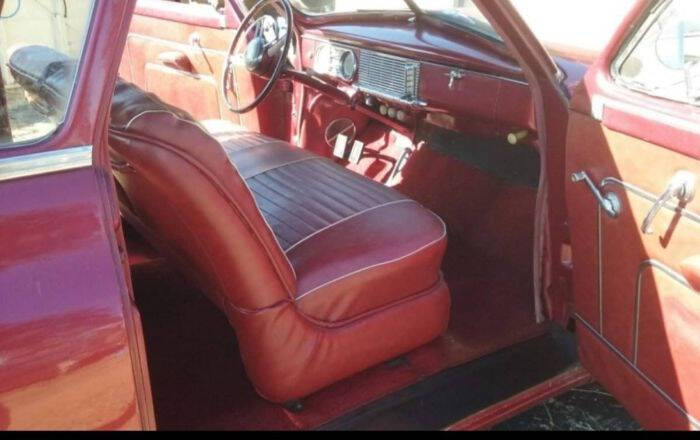 1949 Packard Deluxe 8