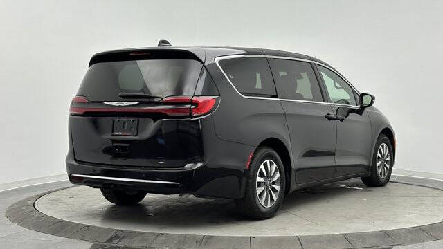 2025 Chrysler Pacifica Plug-In Hybrid