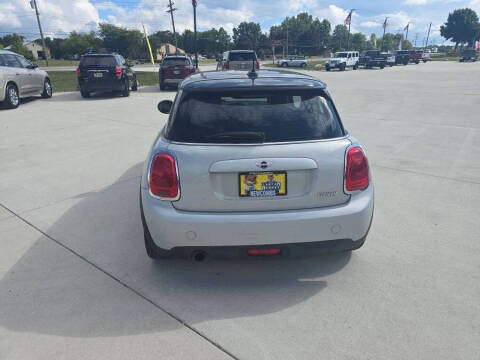 2015 MINI Hardtop 2 Door Cooper