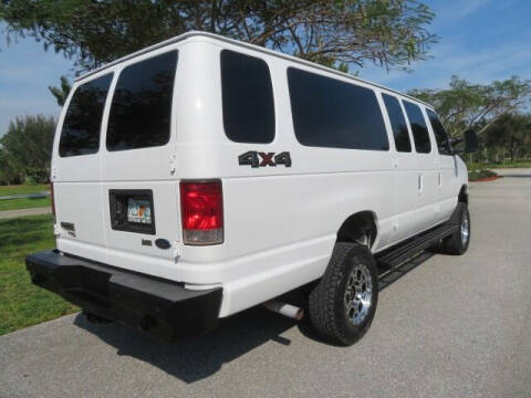 2014 Ford E-Series E-350 SD XLT