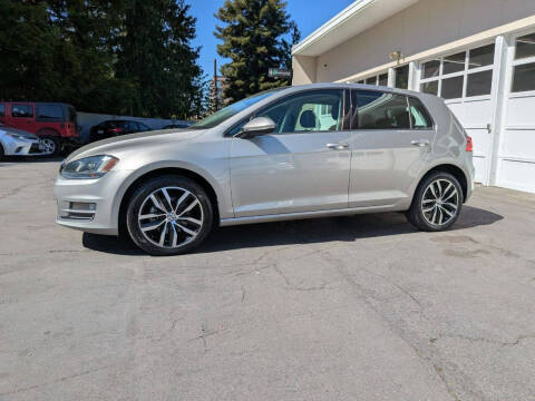 2016 Volkswagen Golf TSI SE