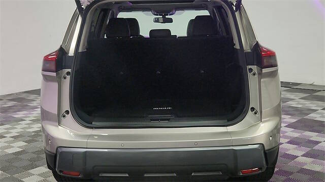 2024 Nissan Rogue SL