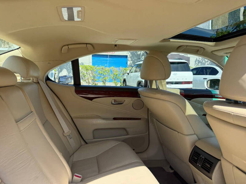 2010 Lexus LS 460