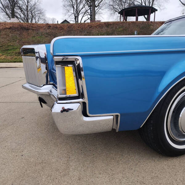 1971 Lincoln Continental