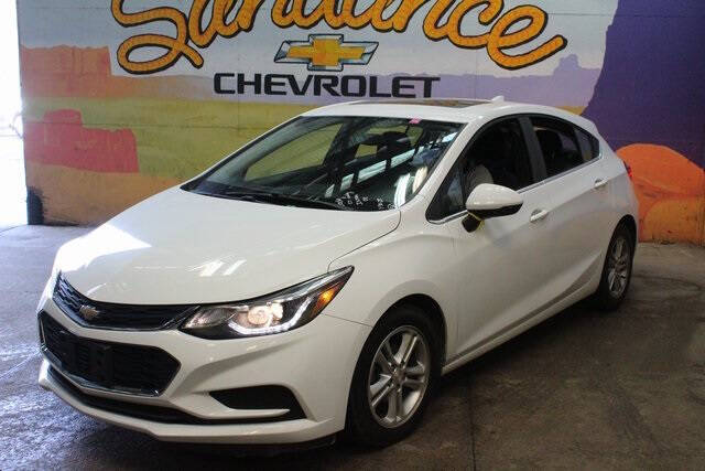 Used 2018 Chevrolet Cruze LT with VIN 3G1BE6SM9JS651305 for sale in Grand Ledge, MI