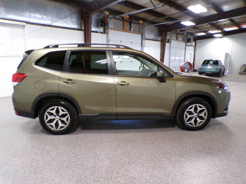 2024 Subaru Forester Premium