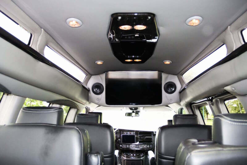 2024 Chevrolet Express 2500