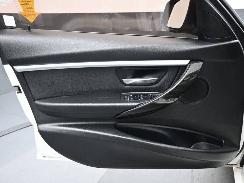 2018 BMW 3 Series 330e iPerformance