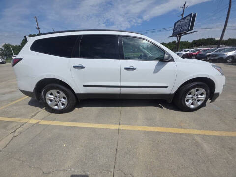 2017 Chevrolet Traverse LS