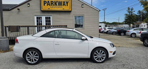 2013 Volkswagen Eos for sale at Parkway Motors in Springfield IL