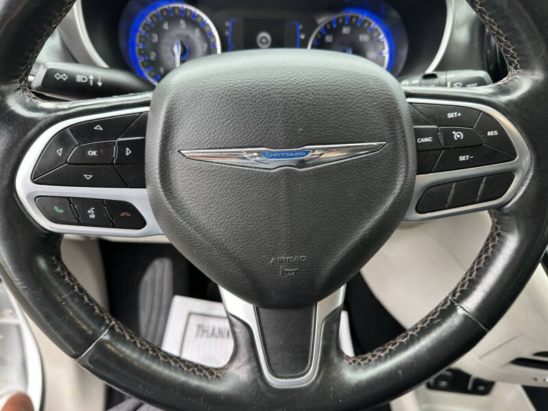 2020 Chrysler Pacifica Touring L