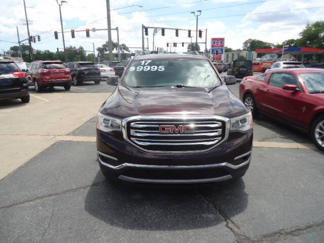 2017 GMC Acadia SLE-2