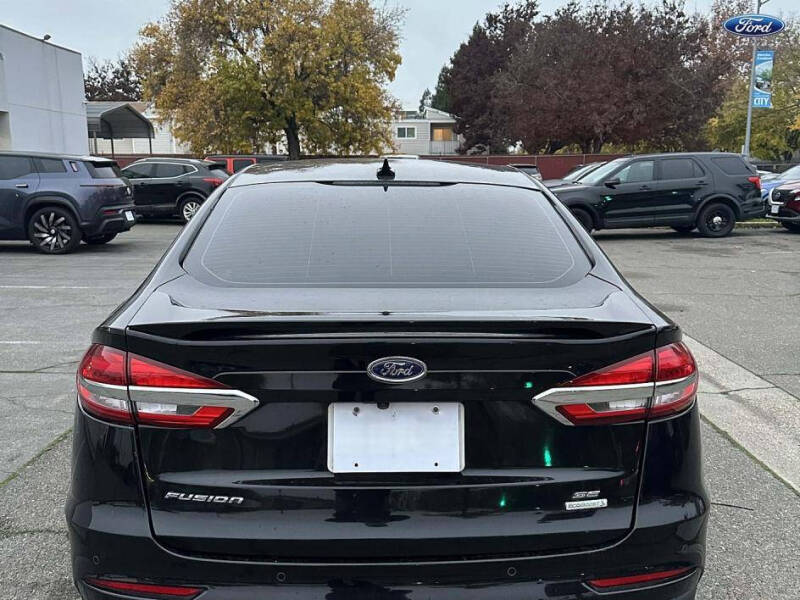 2019 Ford Fusion SE