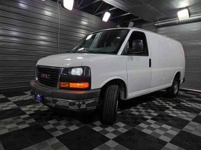 2020 GMC Savana 2500