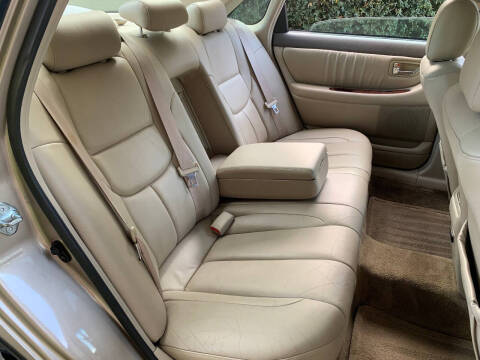 2000 Toyota Avalon XLS