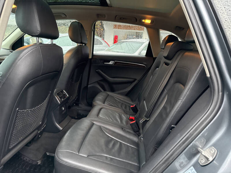 2012 Audi Q5 3.2 quattro Premium Plus