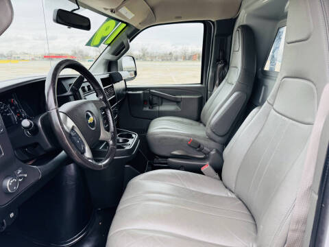 2019 Chevrolet Express 2500