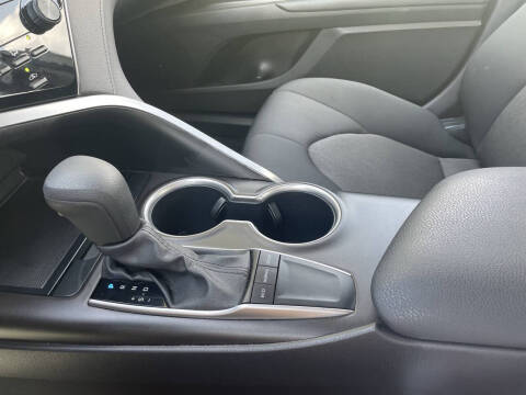 2024 Toyota Camry LE