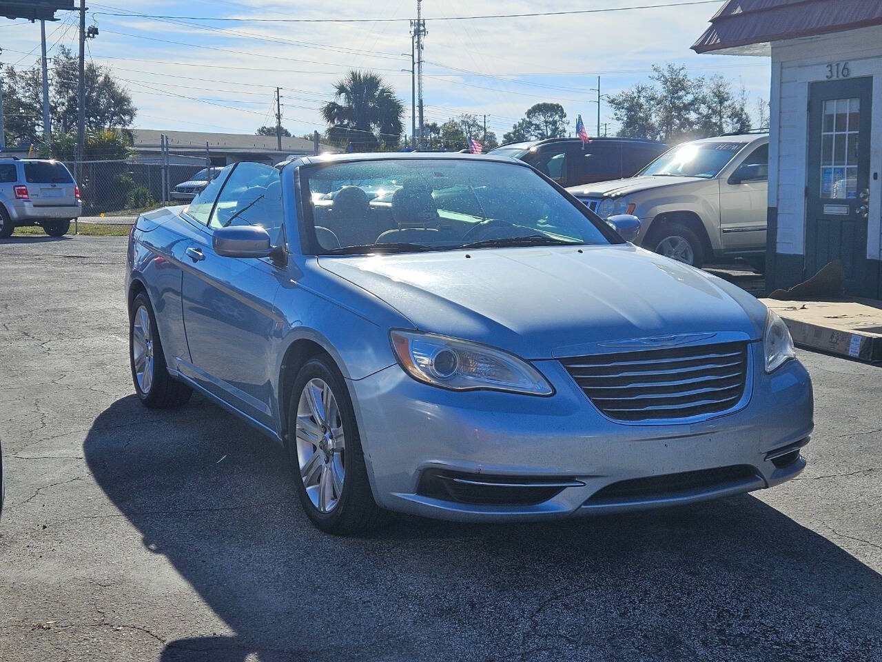 2012 Chrysler 200 for sale at JOHNS AUTO SALES LLC in Apopka, FL