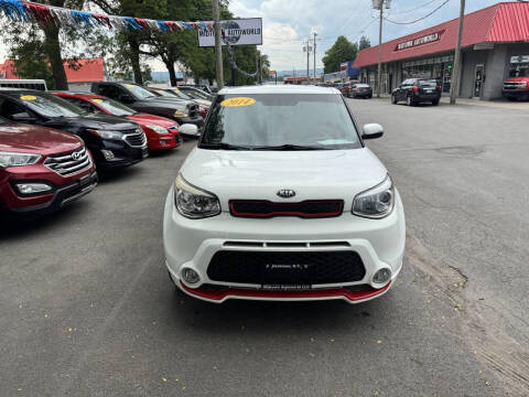 2014 Kia Soul +