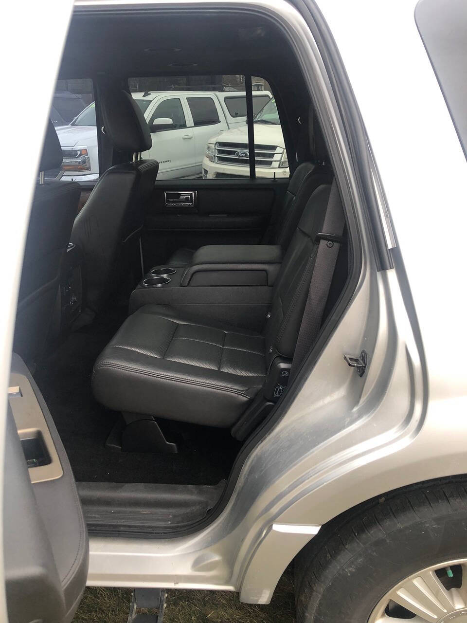 2014 Lincoln Navigator for sale at Kars R Us in Dearborn Heights, MI