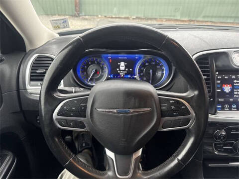 2019 Chrysler 300 Touring