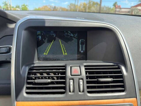 2015 Volvo XC60 T5 Drive-E Platinum