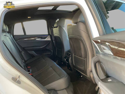 2024 BMW X4 xDrive30i