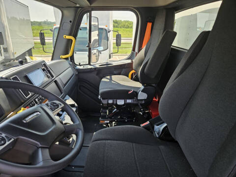 2026 Freightliner M2 106