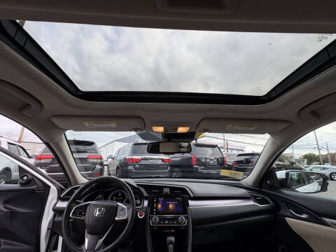 2017 Honda Civic Touring