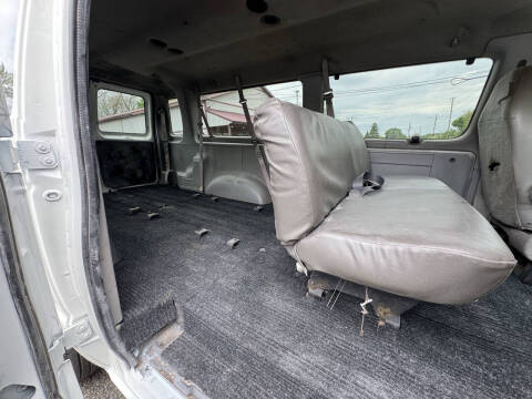 2002 Ford E-Series E-350 SD XLT
