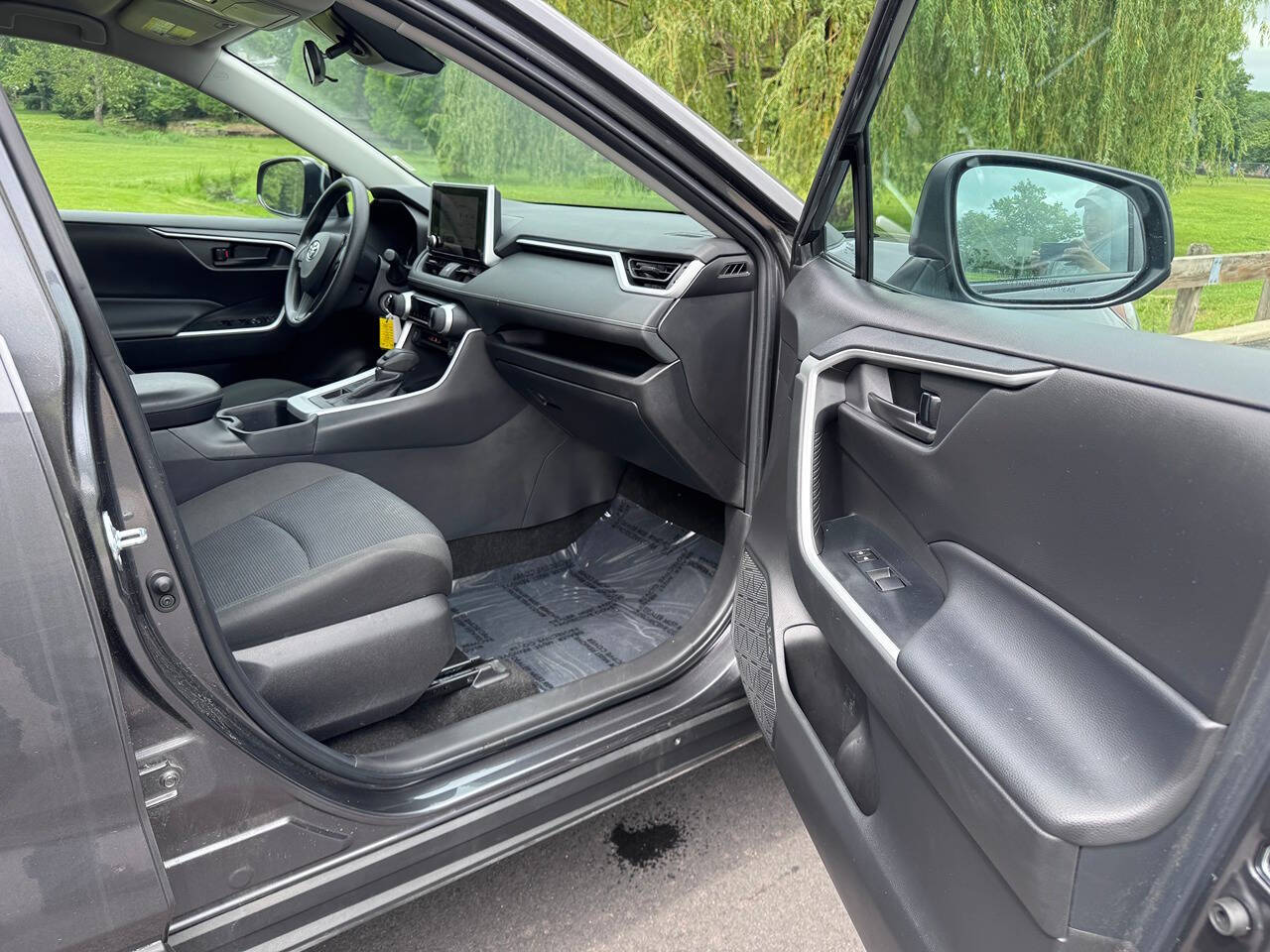 2024 Toyota RAV4 16