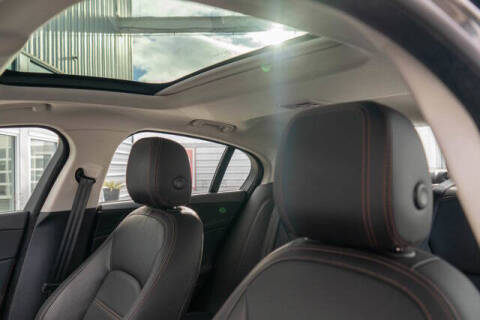 2018 Jaguar XE 35t Prestige