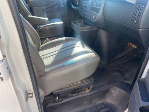 2017 Chevrolet Express 2500