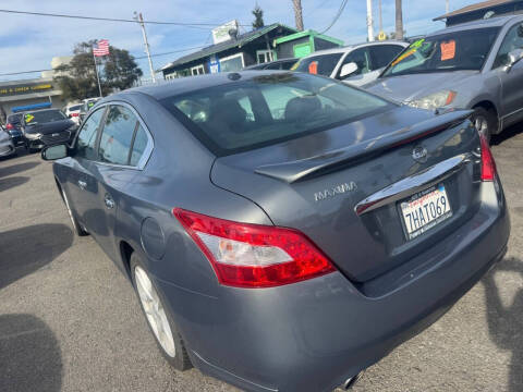 2011 Nissan Maxima 3.5 SV