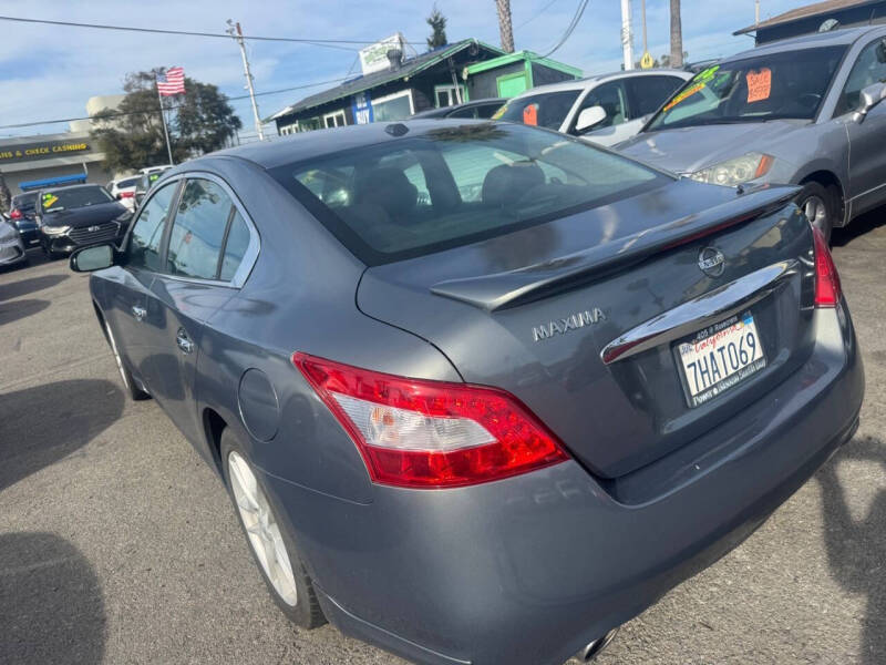 2011 Nissan Maxima 3.5 SV